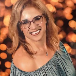 Meet your Posher, Frances